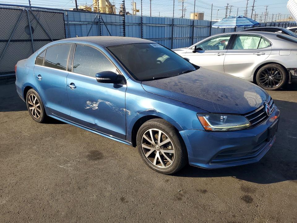 2017 Volkswagen Jetta მანქანა იყიდება აუქციონზე, vin: 3VWDB7AJ3HM257462, აუქციონის ნომერი: 66657596