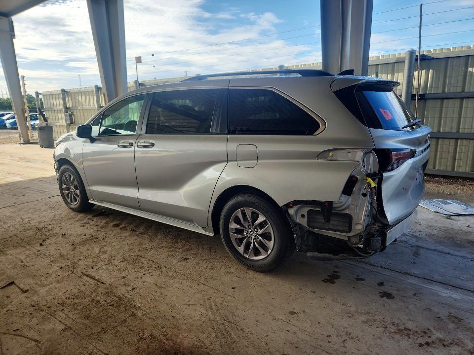 Продажа на аукционе авто 2024 Toyota Sienna, vin: 5TDKRKEC3RS186740, номер лота: 63693446