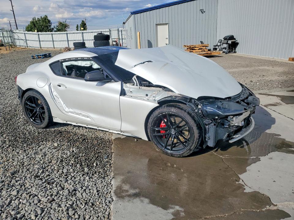 2021 Toyota Gr Supra მანქანა იყიდება აუქციონზე, vin: WZ1DB0C05MW036133, აუქციონის ნომერი: 64694536
