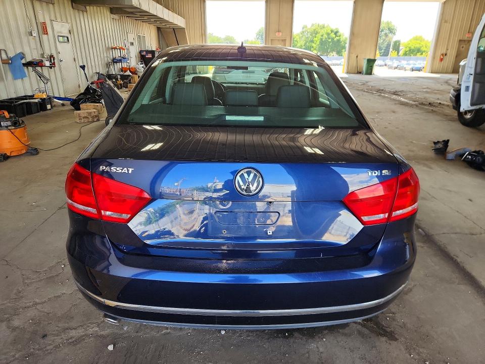 66442526 :رقم المزاد ، 1VWBN7A38CC032917 vin ، 2012 Volkswagen Passat مزاد بيع