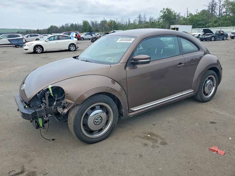 66445586 :رقم المزاد ، 3VWJP7AT2CM665529 vin ، 2012 Volkswagen Beetle مزاد بيع