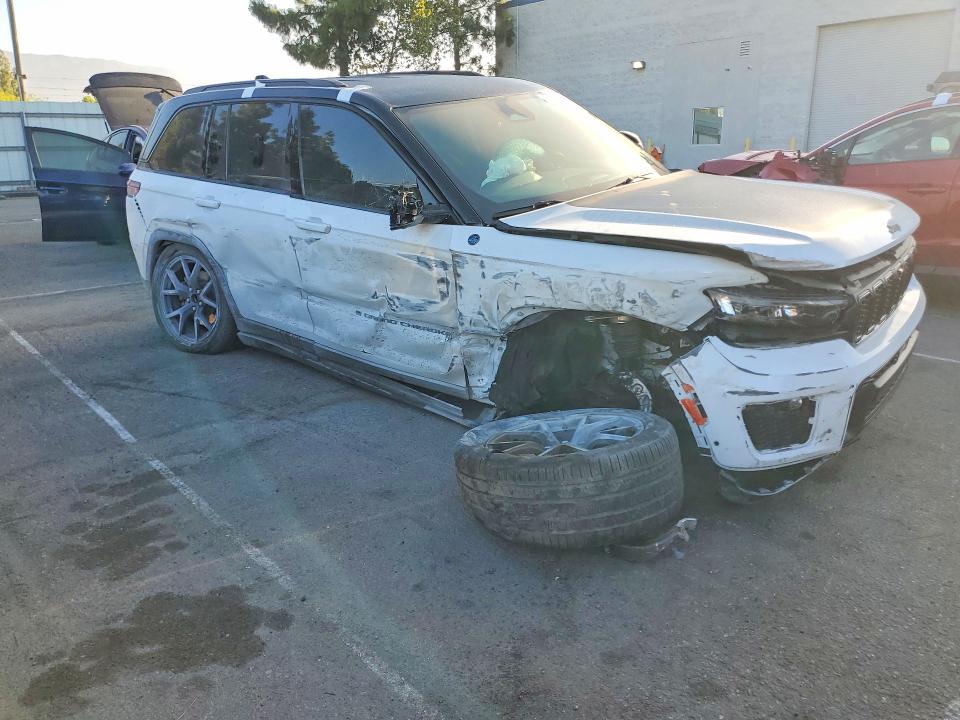 Продажа на аукционе авто 2022 Jeep Grand Cherokee, vin: 1C4RJYC68N8748104, номер лота: 61173026