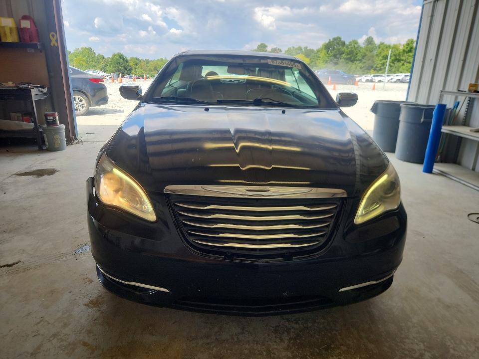 67551496 :رقم المزاد ، 1C3BCBFG3CN162488 vin ، 2012 Chrysler 200 مزاد بيع