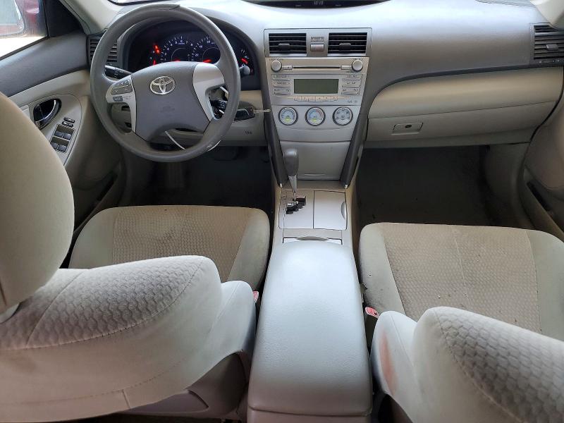 65690366 :رقم المزاد ، 4T1BF3EKXBU744313 vin ، 2011 Toyota Camry مزاد بيع