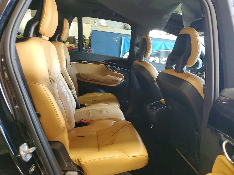 65213146 :رقم المزاد ، YV4A22PK8H1126210 vin ، 2017 Volvo Xc90 مزاد بيع