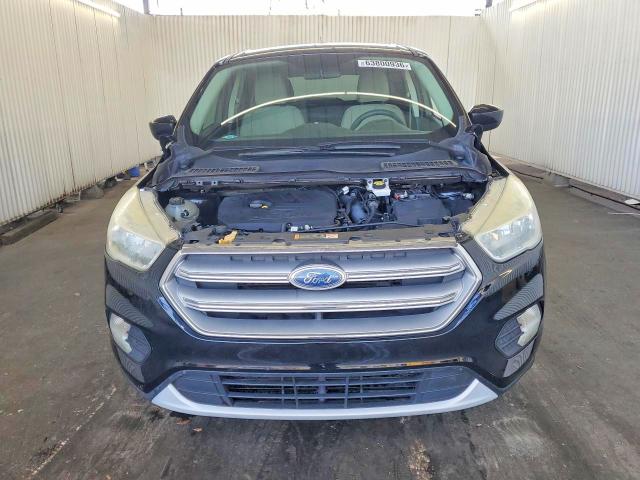 Продажа на аукционе авто 2017 Ford Escape, vin: 1FMCU0GD7HUF02630, номер лота: 63800936