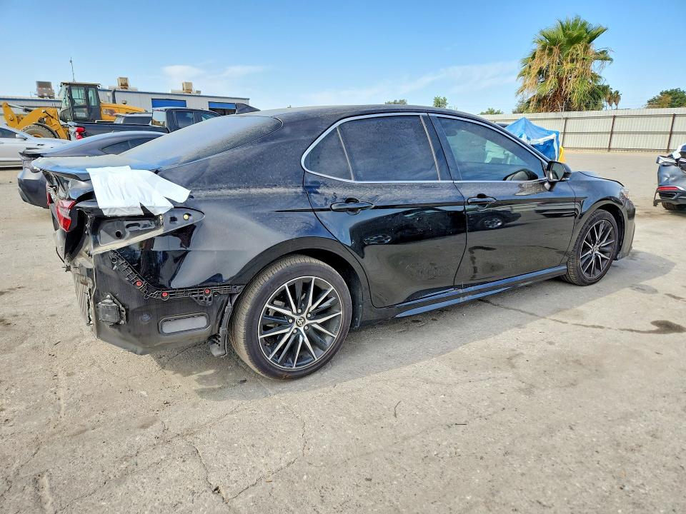 2021 Toyota Camry მანქანა იყიდება აუქციონზე, vin: 4T1T11AK0MU474881, აუქციონის ნომერი: 63005746