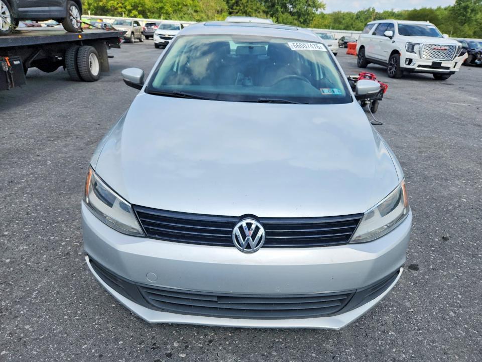 66007476 :رقم المزاد ، 3VWDP7AJ8CM323157 vin ، 2012 Volkswagen Jetta مزاد بيع
