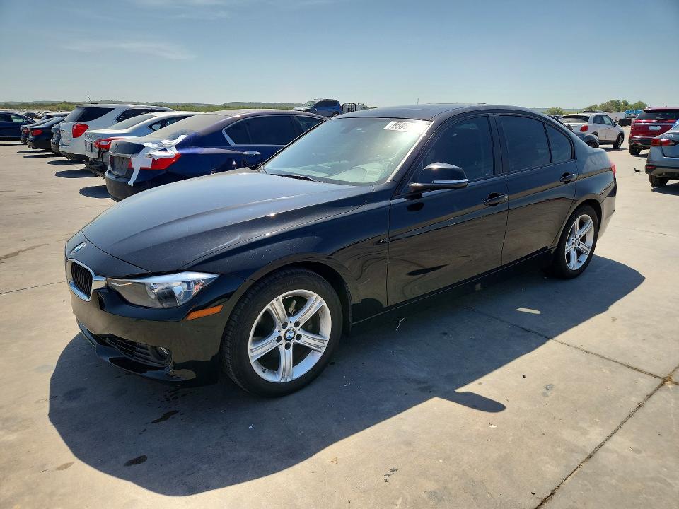 65863206 :رقم المزاد ، WBA3A5C50DF601830 vin ، 2013 Bmw 328 مزاد بيع