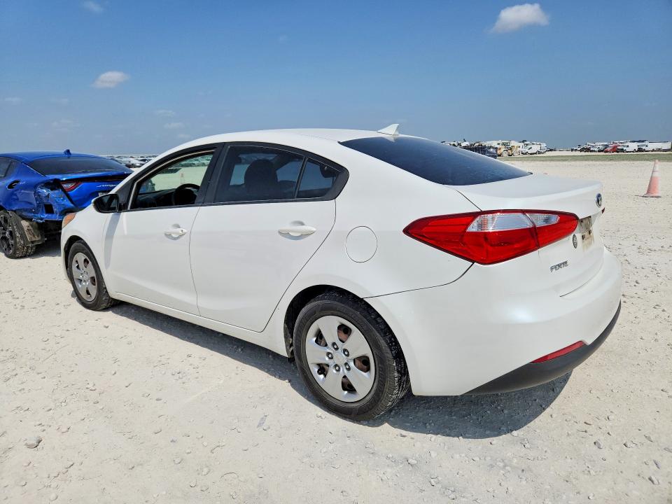 64063426 :رقم المزاد ، KNAFX4A6XF5415724 vin ، 2015 Kia Forte مزاد بيع