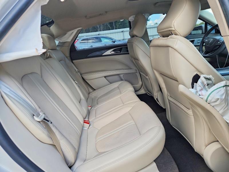 63729206 :رقم المزاد ، 3LN6L5E96LR602343 vin ، 2020 Lincoln Mkz مزاد بيع