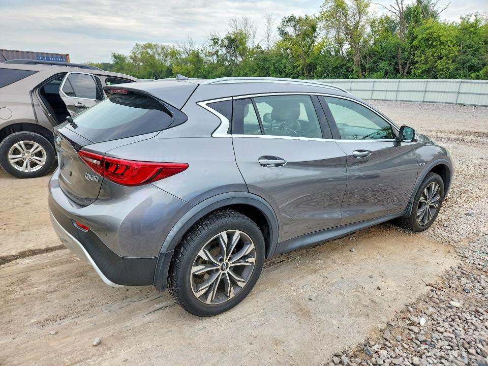 2017 Infiniti Qx30 მანქანა იყიდება აუქციონზე, vin: SJKCH5CR1HA025876, აუქციონის ნომერი: 65727526