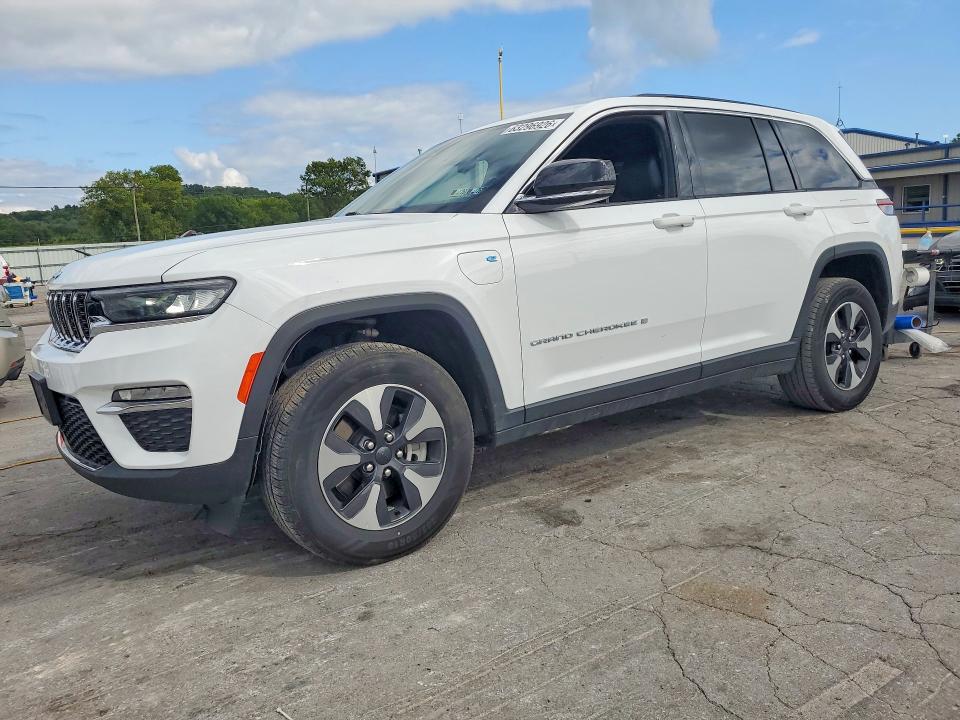 63296926 :رقم المزاد ، 1C4RJYB60R8516135 vin ، 2024 Jeep Grand Cherokee مزاد بيع