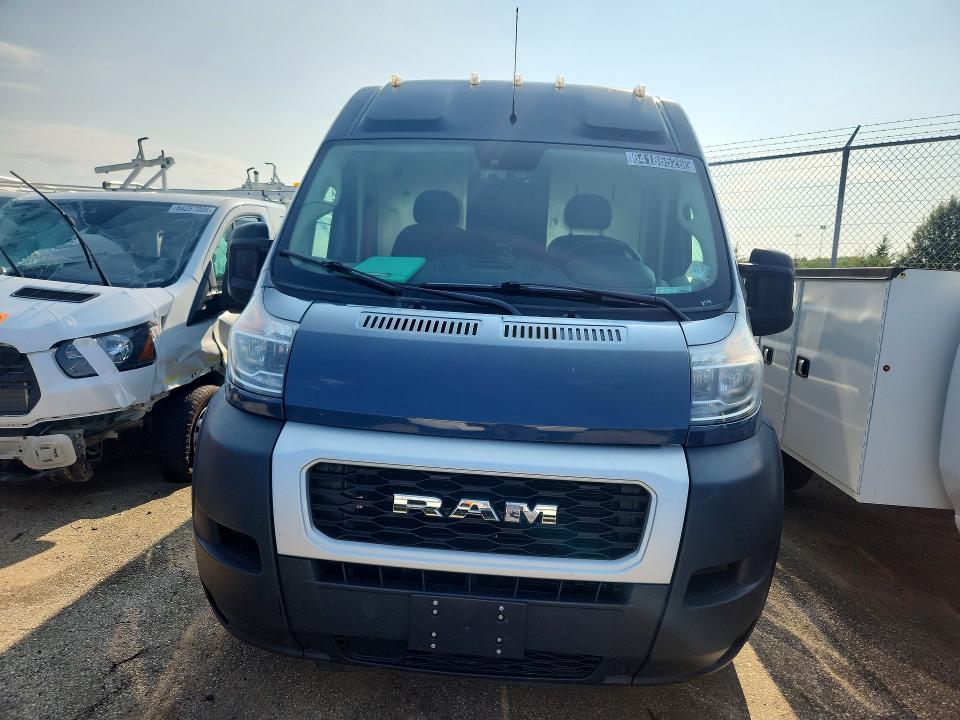 64186526 :رقم المزاد ، 3C6MRVJGXME535230 vin ، 2021 Ram Promaster 3500 مزاد بيع