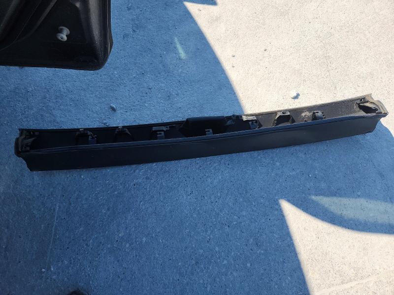 65701276 :رقم المزاد ، 1FMCU0HD6JUD36685 vin ، 2018 Ford Escape مزاد بيع