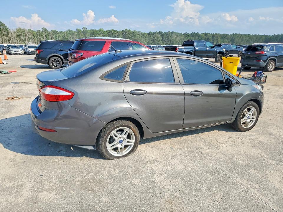 Продажа на аукционе авто 2018 Ford Fiesta, vin: 3FADP4BJXJM111301, номер лота: 66297516
