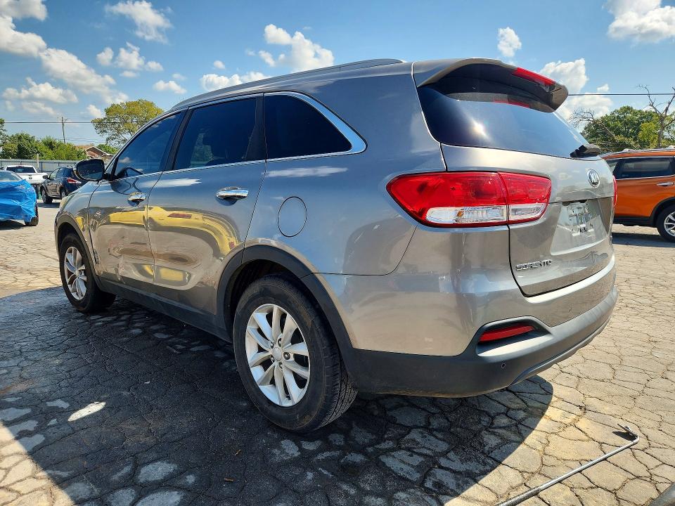 66802296 :رقم المزاد ، 5XYPG4A34HG189011 vin ، 2017 Kia Sorento مزاد بيع