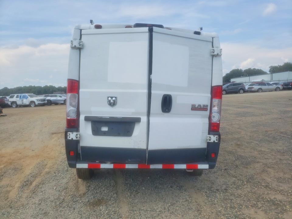 60953526 :رقم المزاد ، 3C6TRVAGXLE130155 vin ، 2020 Ram Promaster 1500 مزاد بيع