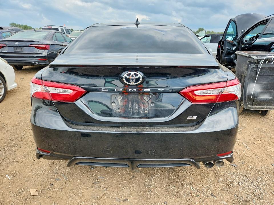 63842666 :رقم المزاد ، 4T1G11AK5LU990637 vin ، 2020 Toyota Camry مزاد بيع