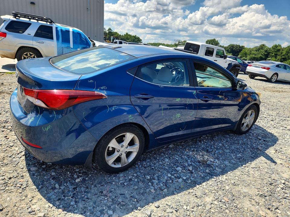 63563606 :رقم المزاد ، KMHDH4AE7GU504653 vin ، 2016 Hyundai Elantra مزاد بيع