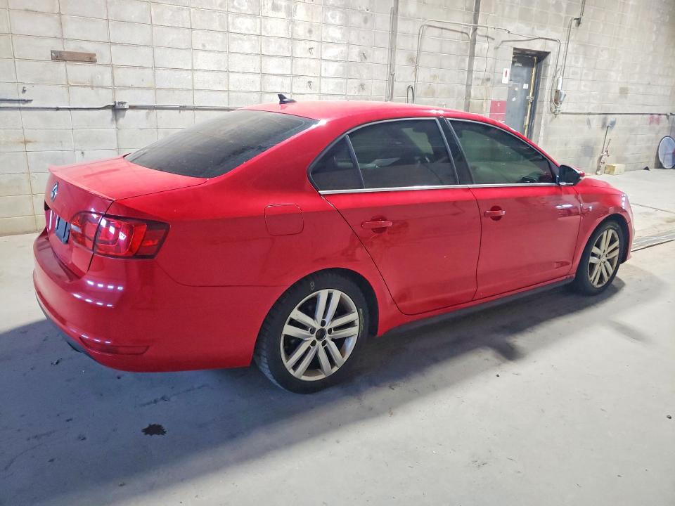 63589246 :رقم المزاد ، 3VW567AJ0DM214152 vin ، 2013 Volkswagen Jetta مزاد بيع