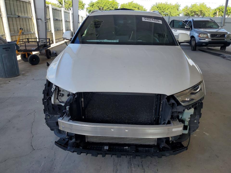 Продаж на аукціоні авто 2018 Audi Q3, vin: WA1BCCFS1JR021604, номер лоту: 64024326