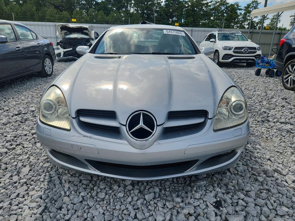 64975066 :رقم المزاد ، WDBWK56F56F086083 vin ، 2006 Mercedes-benz Slk مزاد بيع
