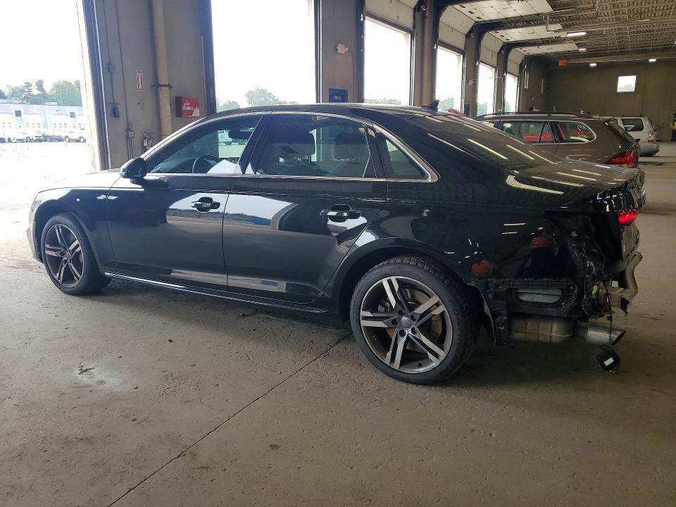 Продаж на аукціоні авто 2017 Audi A4, vin: WAUFNAF48HN011870, номер лоту: 64440996