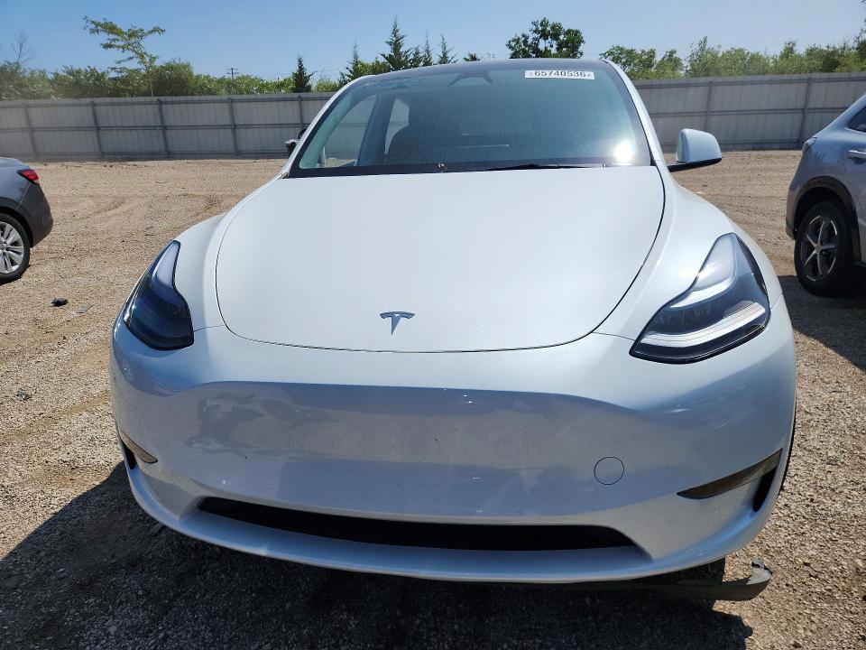 Auction sale of the 2025 Tesla Model Y, vin: 7SAYGDEDXSF247860, lot number: 65740536
