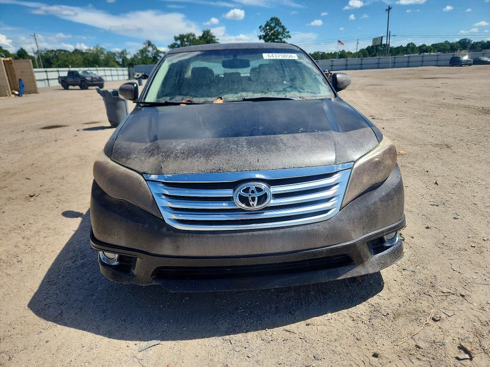 64375056 :رقم المزاد ، 4T1BK3DB7BU410172 vin ، 2011 Toyota Avalon مزاد بيع