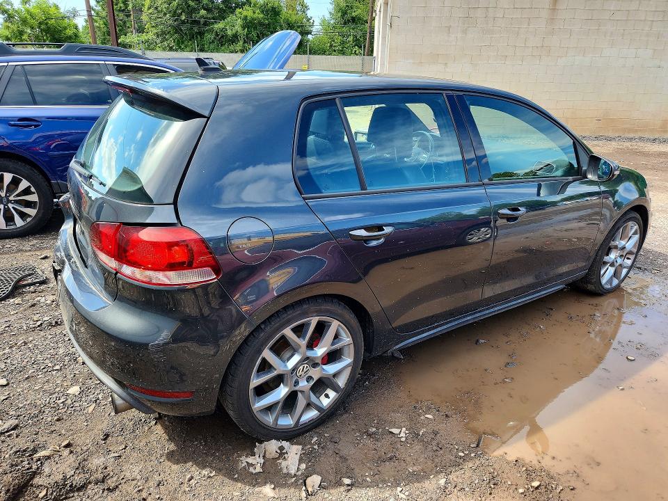 2013 Volkswagen Gti მანქანა იყიდება აუქციონზე, vin: WVWHD7AJ5DW133007, აუქციონის ნომერი: 63649456