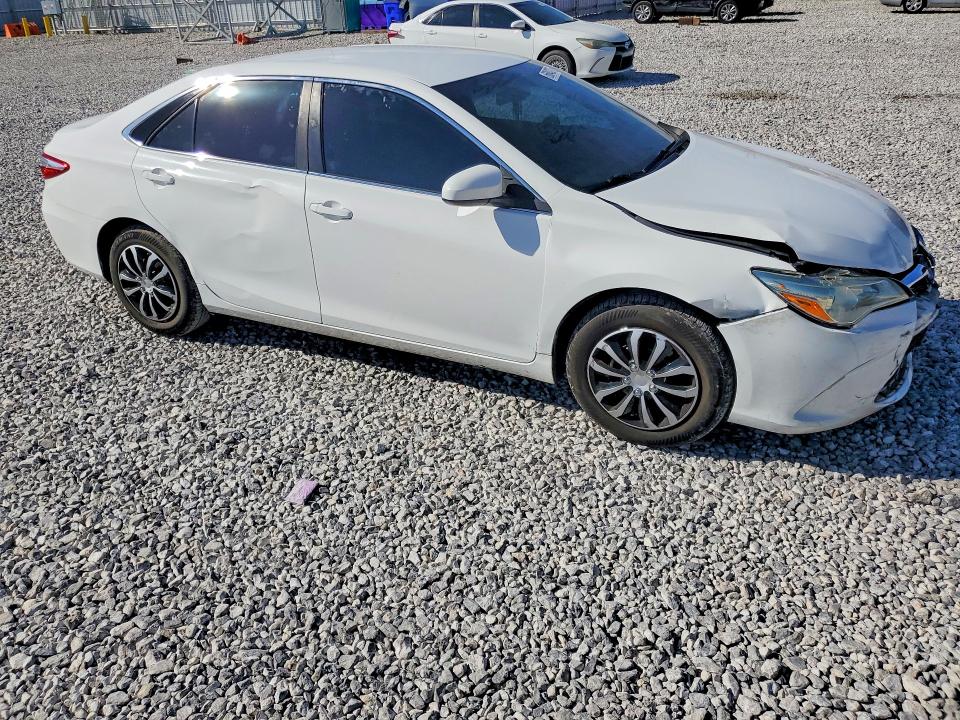 2016 Toyota Camry მანქანა იყიდება აუქციონზე, vin: 4T4BF1FK8GR562674, აუქციონის ნომერი: 66843276