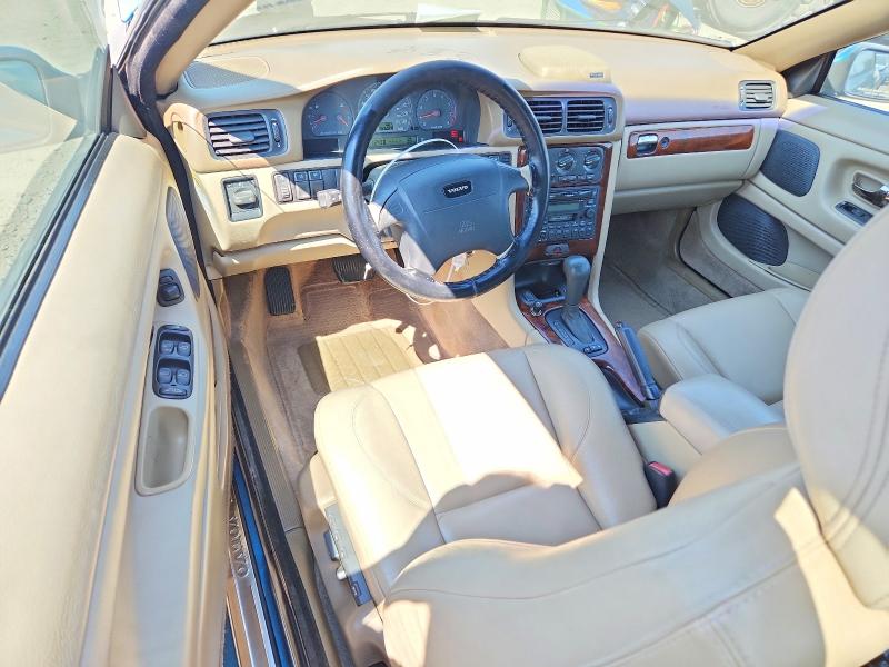 1998 Volvo C70 მანქანა იყიდება აუქციონზე, vin: YV1NC5672WJ000268, აუქციონის ნომერი: 64546456