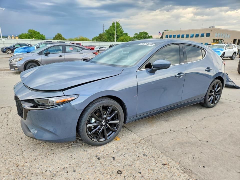 64617656 :رقم المزاد ، JM1BPAML7N1522284 vin ، 2022 Mazda 3 مزاد بيع