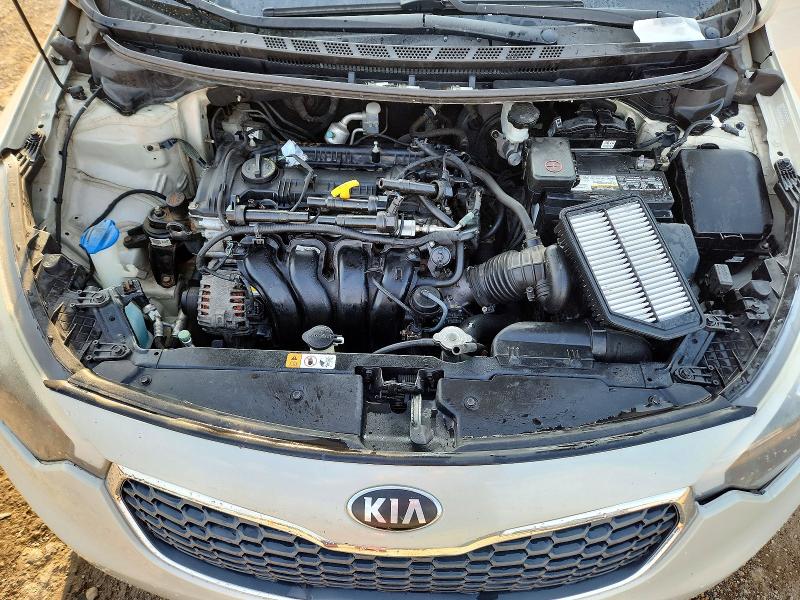 65354806 :رقم المزاد ، KNAFK4A6XF5372615 vin ، 2015 Kia Forte مزاد بيع