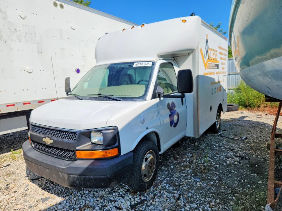 66183546 :رقم المزاد ، 1GBJG31K381106082 vin ، 2008 Chevrolet Express G3500 مزاد بيع