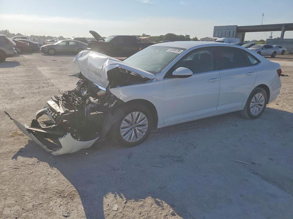 Продажа на аукционе авто 2019 Volkswagen Jetta, vin: 3VWC57BU9KM120366, номер лота: 65998796