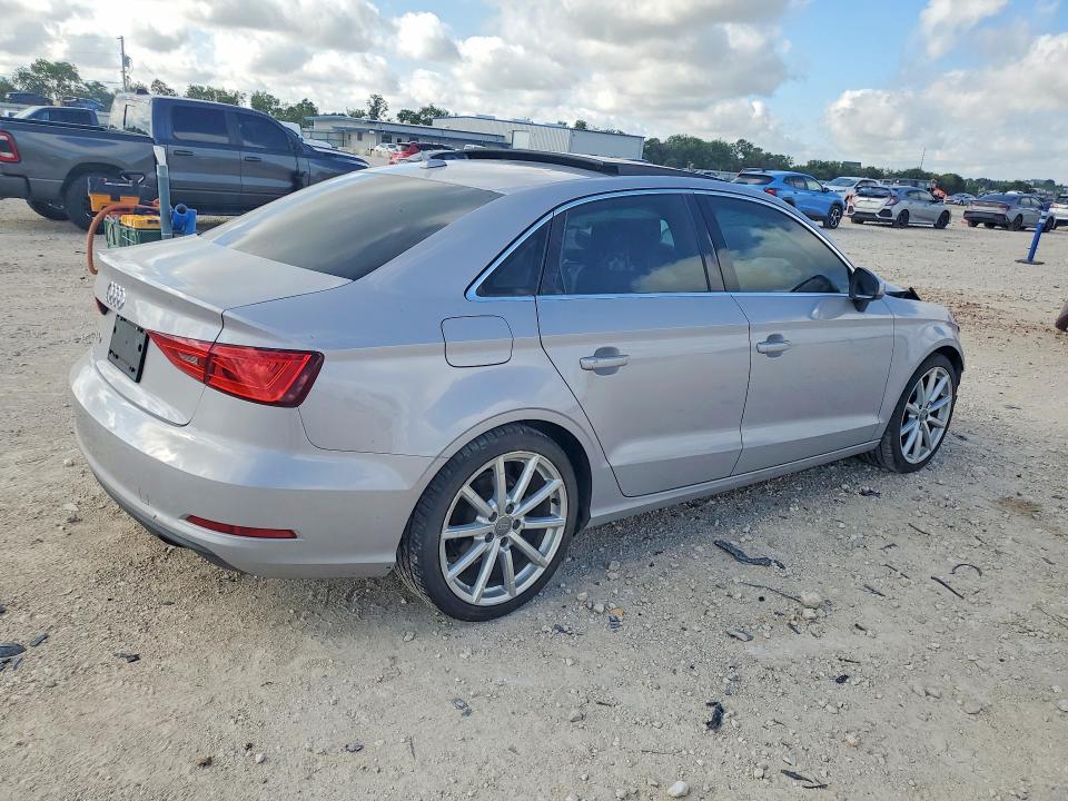 Продаж на аукціоні авто 2015 Audi A3, vin: WAUCCGFFXF1043981, номер лоту: 64651866