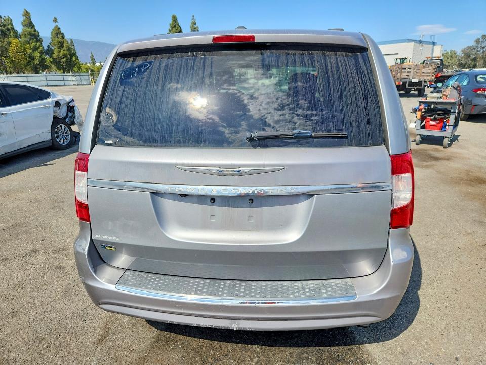 63612416 :رقم المزاد ، 2C4RC1BG0ER247823 vin ، 2014 Chrysler Town & Country مزاد بيع