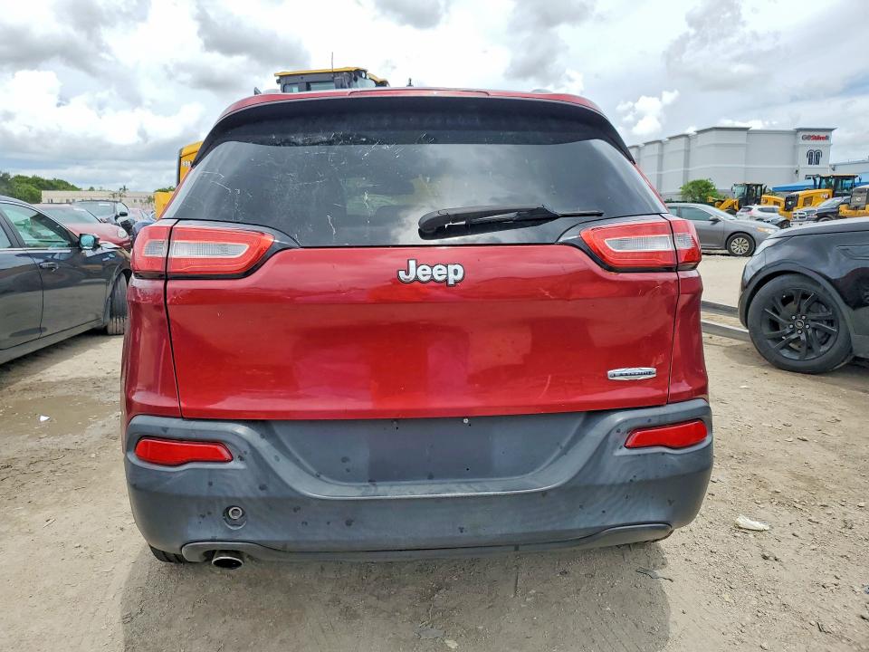 63867416 :رقم المزاد ، 1C4PJLCB7EW249412 vin ، 2014 Jeep Cherokee مزاد بيع