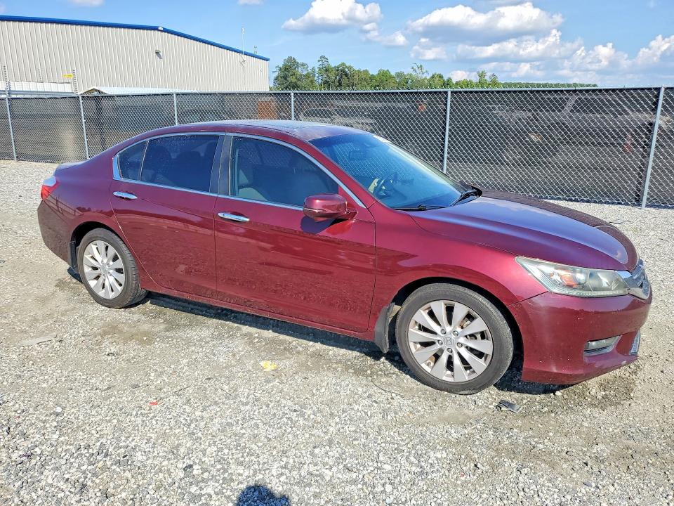 Продажа на аукционе авто 2015 Honda Accord, vin: 1HGCR2F82FA203245, номер лота: 65745796