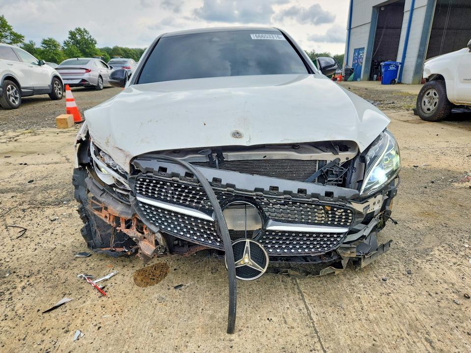 2016 Mercedes-benz C მანქანა იყიდება აუქციონზე, vin: 55SWF6EB5GU123650, აუქციონის ნომერი: 66653316