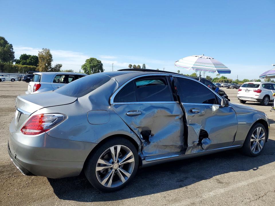 65547956 :رقم المزاد ، 55SWF4KB4FU012577 vin ، 2015 Mercedes-benz C مزاد بيع