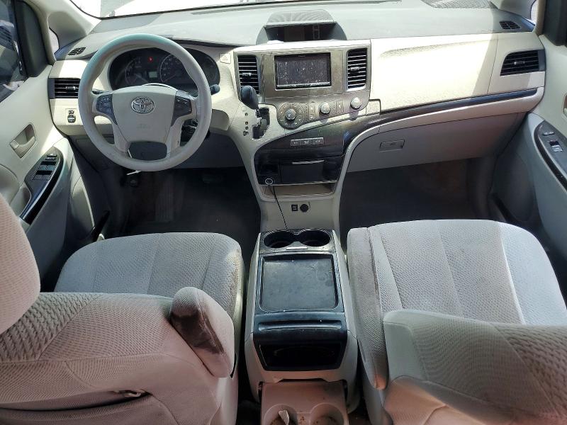 66388756 :رقم المزاد ، 5TDKK3DC1BS151289 vin ، 2011 Toyota Sienna مزاد بيع