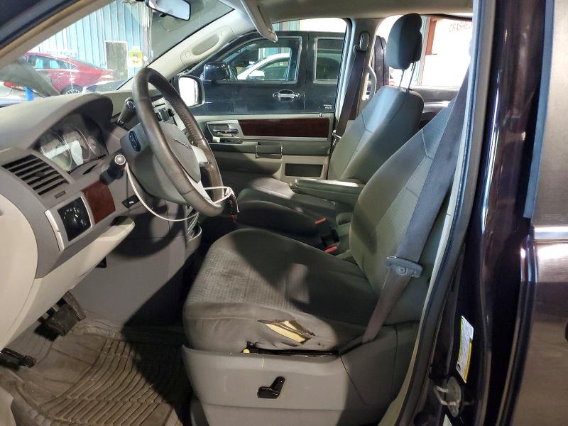 64123416 :رقم المزاد ، 2A4RR5D15AR240059 vin ، 2010 Chrysler Town & Country مزاد بيع