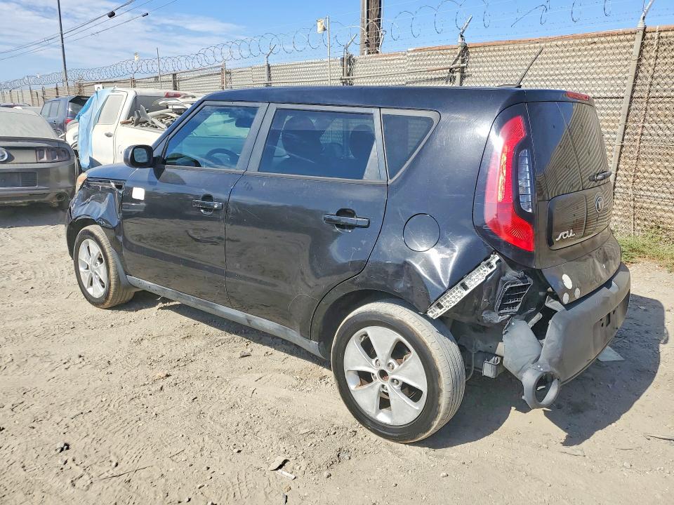 64343506 :رقم المزاد ، KNDJN2A23F7772672 vin ، 2015 Kia Soul مزاد بيع