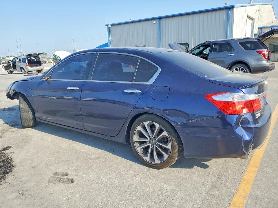 64850056 :رقم المزاد ، 1HGCR2F52FA222609 vin ، 2015 Honda Accord مزاد بيع