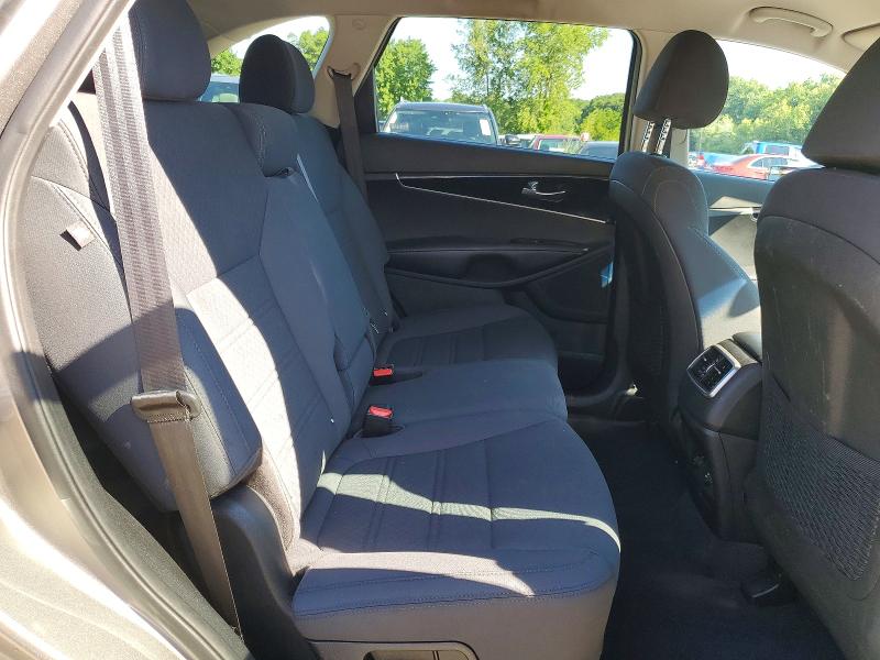 63483256 :رقم المزاد ، 5XYPGDA55KG453233 vin ، 2019 Kia Sorento مزاد بيع