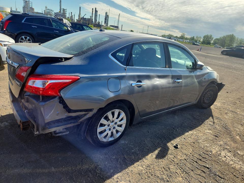 65006146 :رقم المزاد ، 3N1AB7AP5JY254526 vin ، 2018 Nissan Sentra مزاد بيع