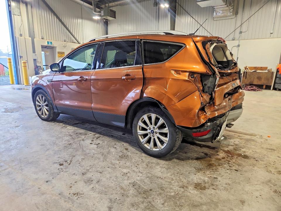 2017 Ford Escape მანქანა იყიდება აუქციონზე, vin: 1FMCU9J91HUE40540, აუქციონის ნომერი: 65255676